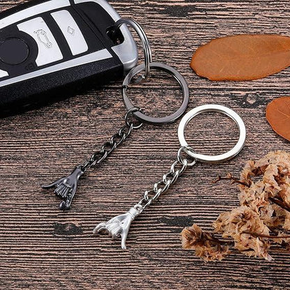 2Pcs Pinky Promise Gift Matching Couple Gifts Valentines Day Gifts for Him Her Boyfriend Girlfriend Best Friend Matching Keychains for Couples Wife Husband Birthday Gifts